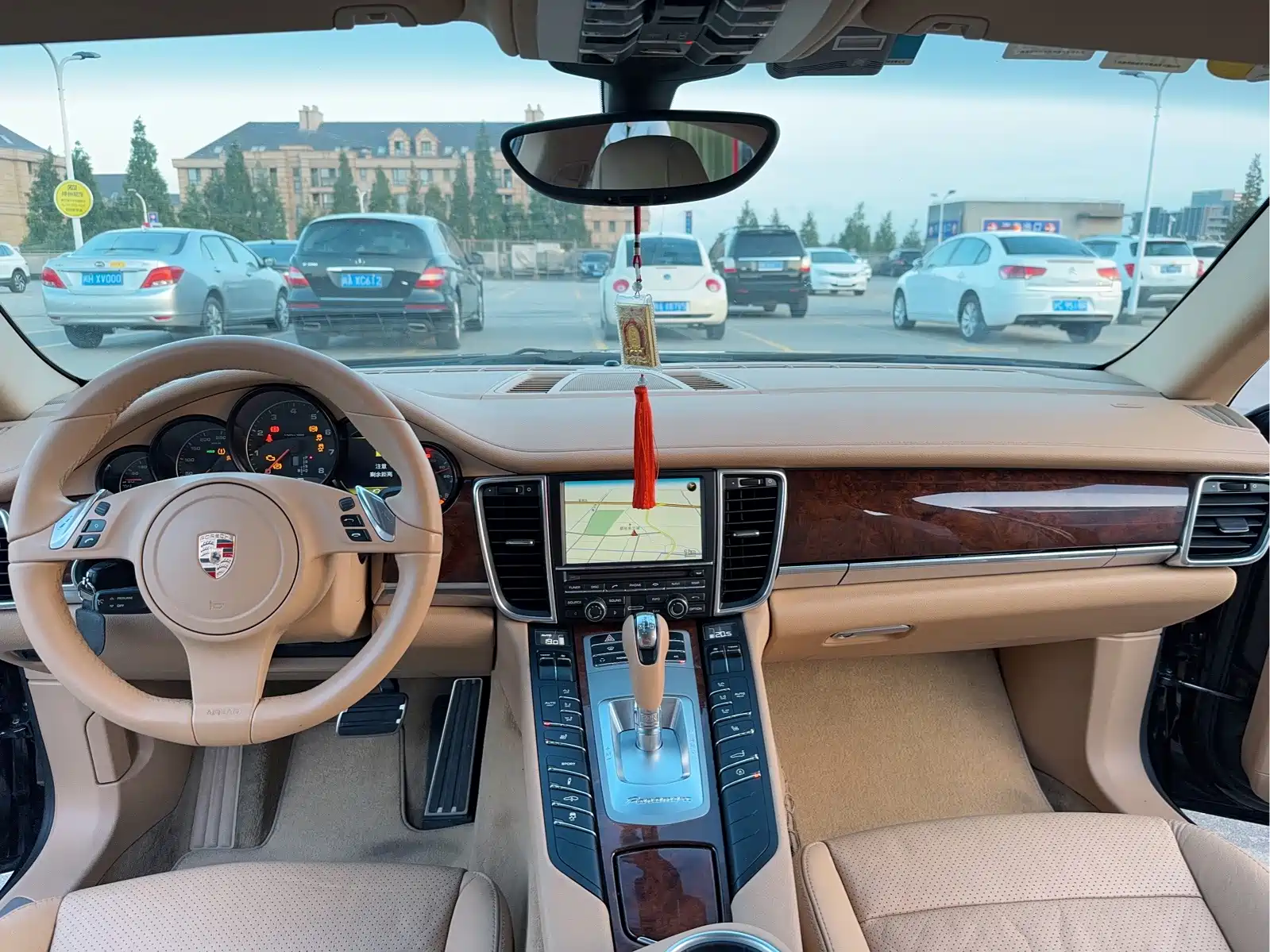 Photo 9 - Porsche Panamera