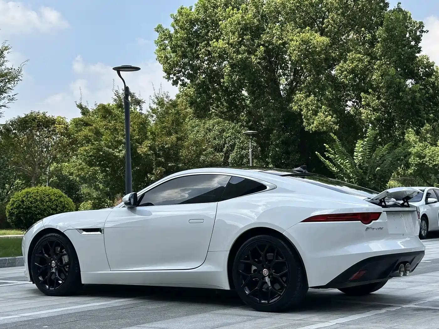 Фото 5 - Jaguar F-TYPE