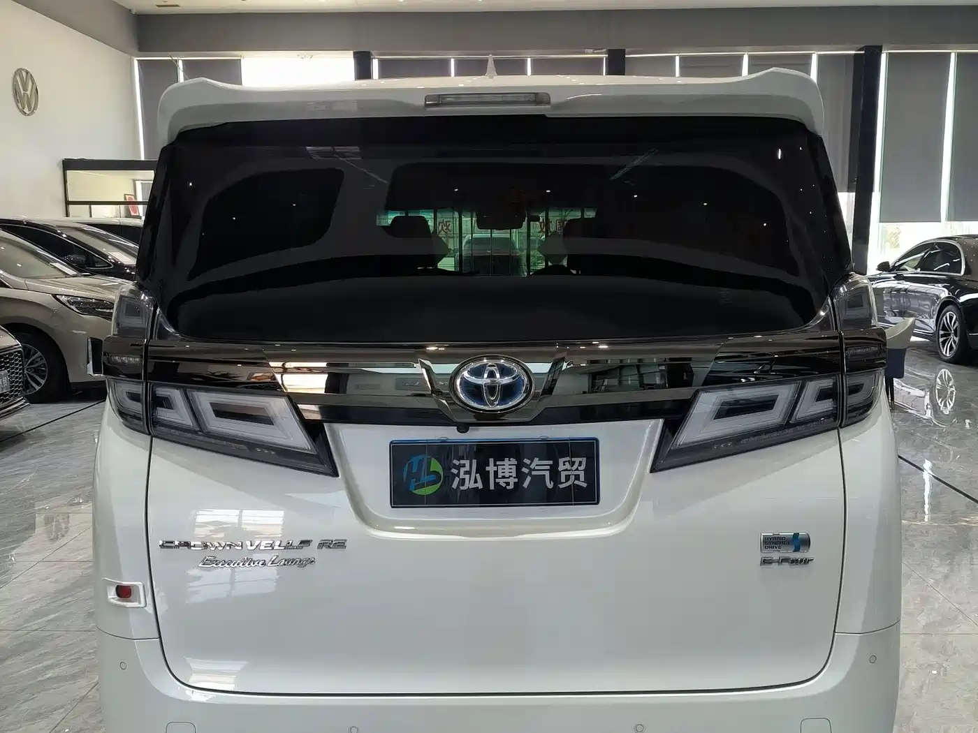 Toyota Vellfire 2023 Crown Hybrid 2.5L HV Ultimate фото 19