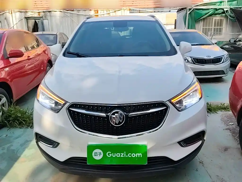 Buick Encore 2017 18T Automatic 2WD Urban Fashion фото 3
