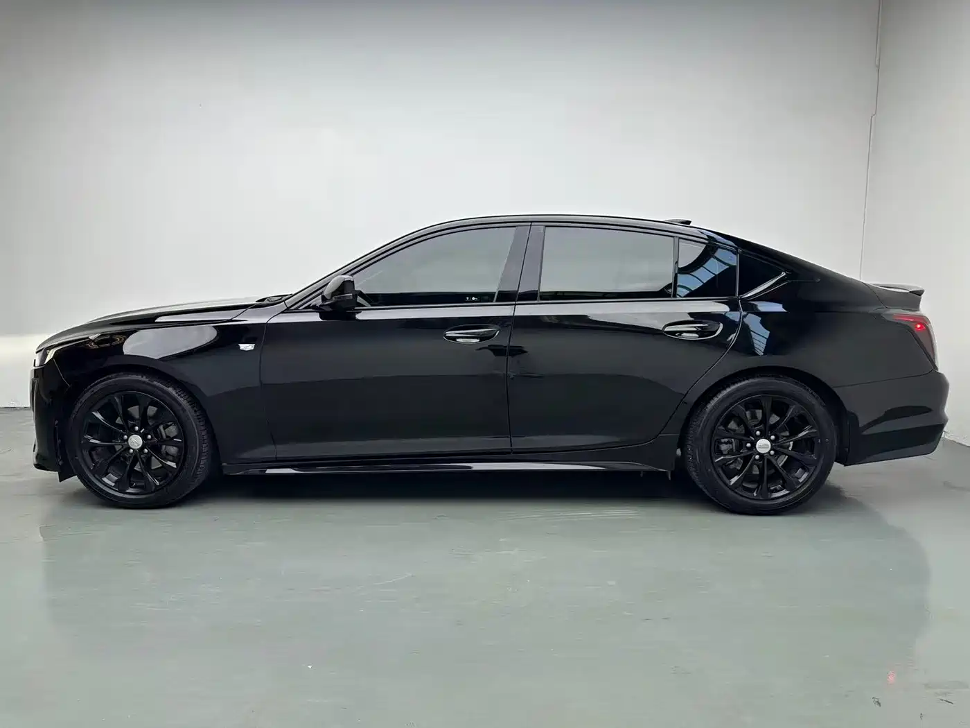 Cadillac CT5 2020 2020 Facelift 28T Leading Sport Edition