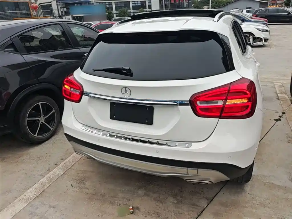 Mercedes-Benz GLA 2016 GLA 200 Fashion фото 6