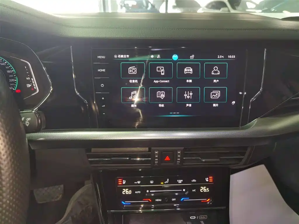 Volkswagen Passat 2023 330TSI Starlight Luxury Edition фото 13