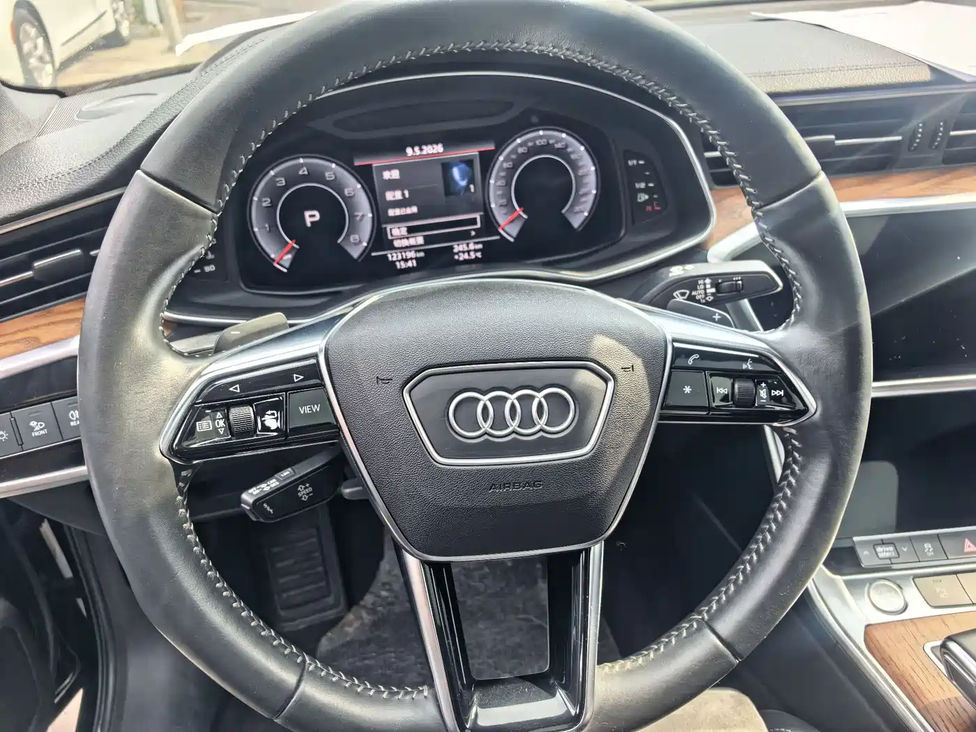 Audi A6L 2019 40 TFSI Luxury Dynamic фото 11