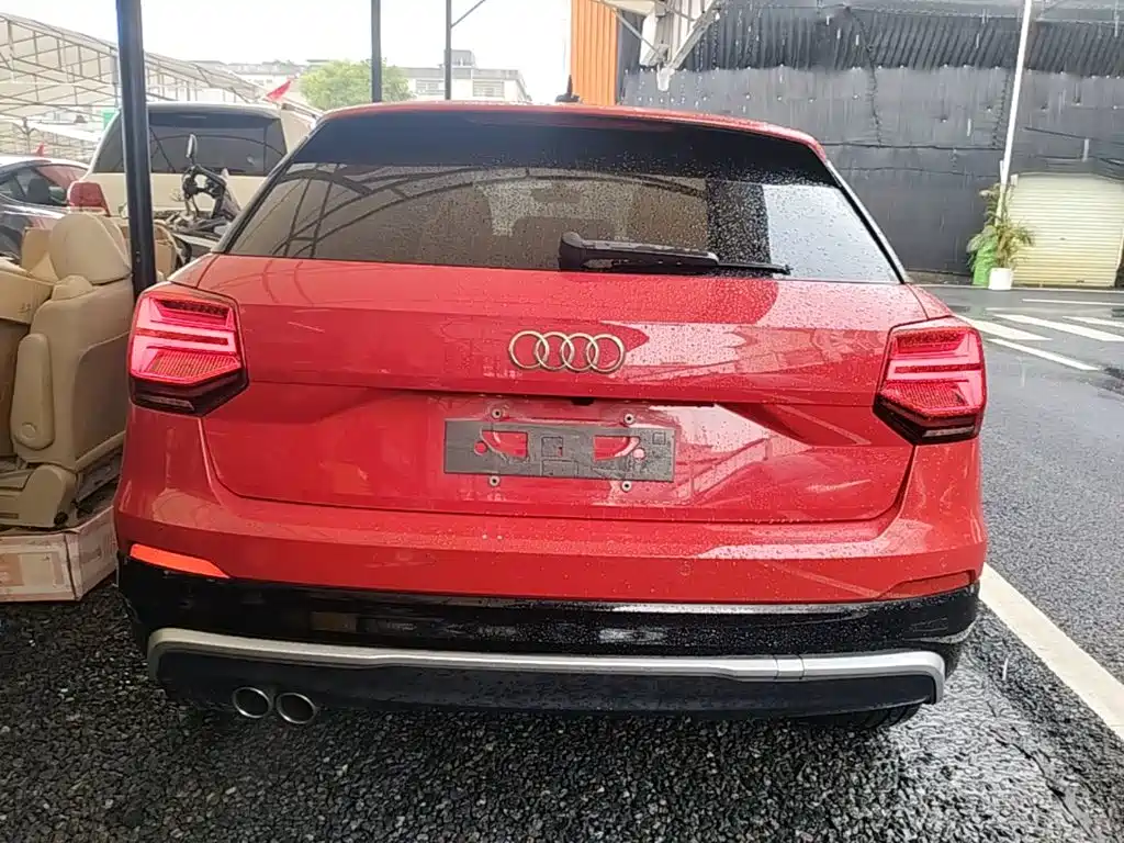 Фото 6 - Audi Q2L