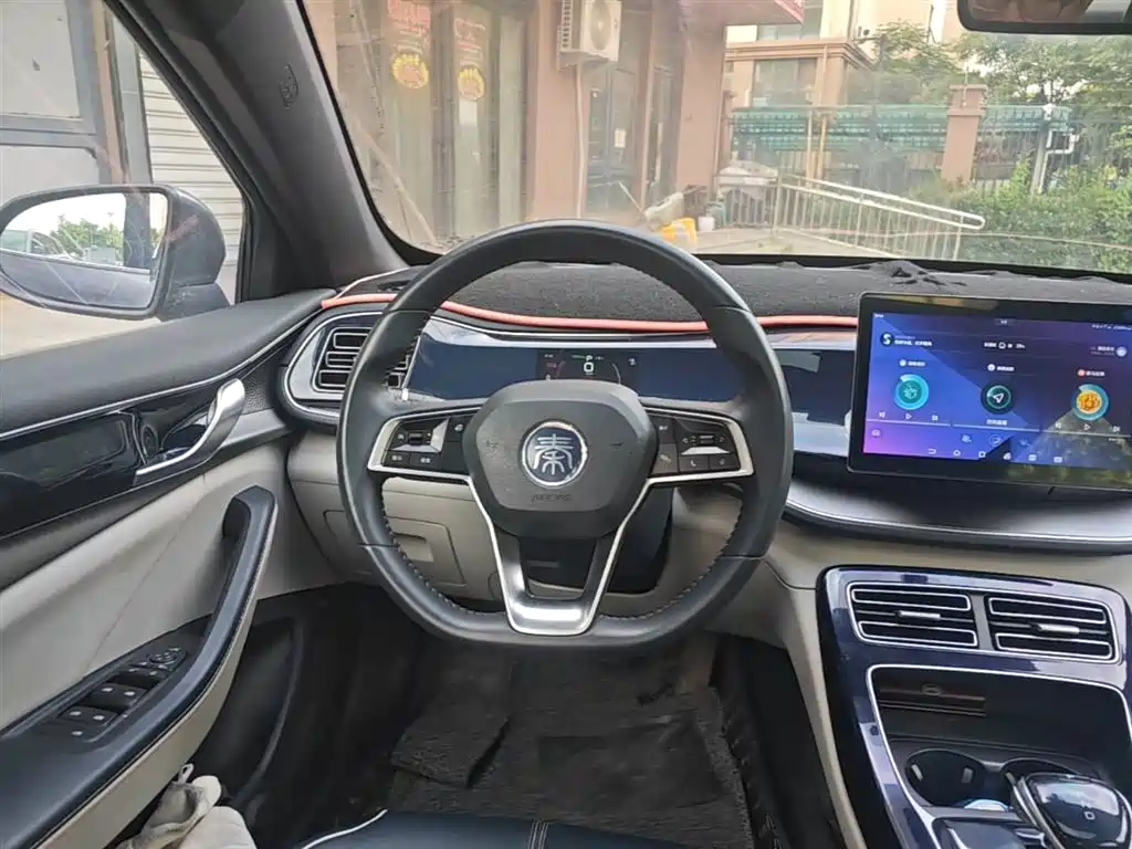 BYD Qin PLUS 2021 DM-i 55KM Flagship фото 11