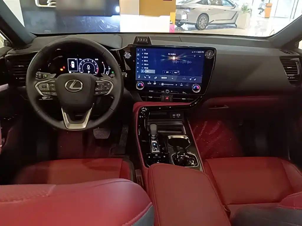 Lexus NX 2024 260 FWD Joy Creation Edition фото 9