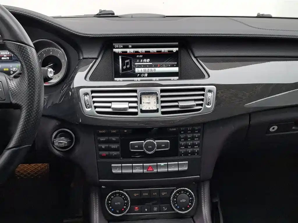 Mercedes-Benz CLS 2012 CLS 300 CGI фото 12