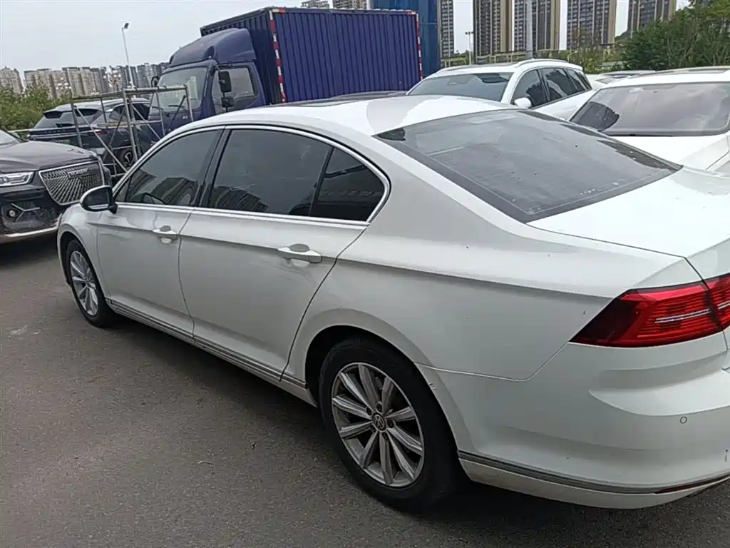 Volkswagen Magotan 2018 330TSI DSG Leading фото 5