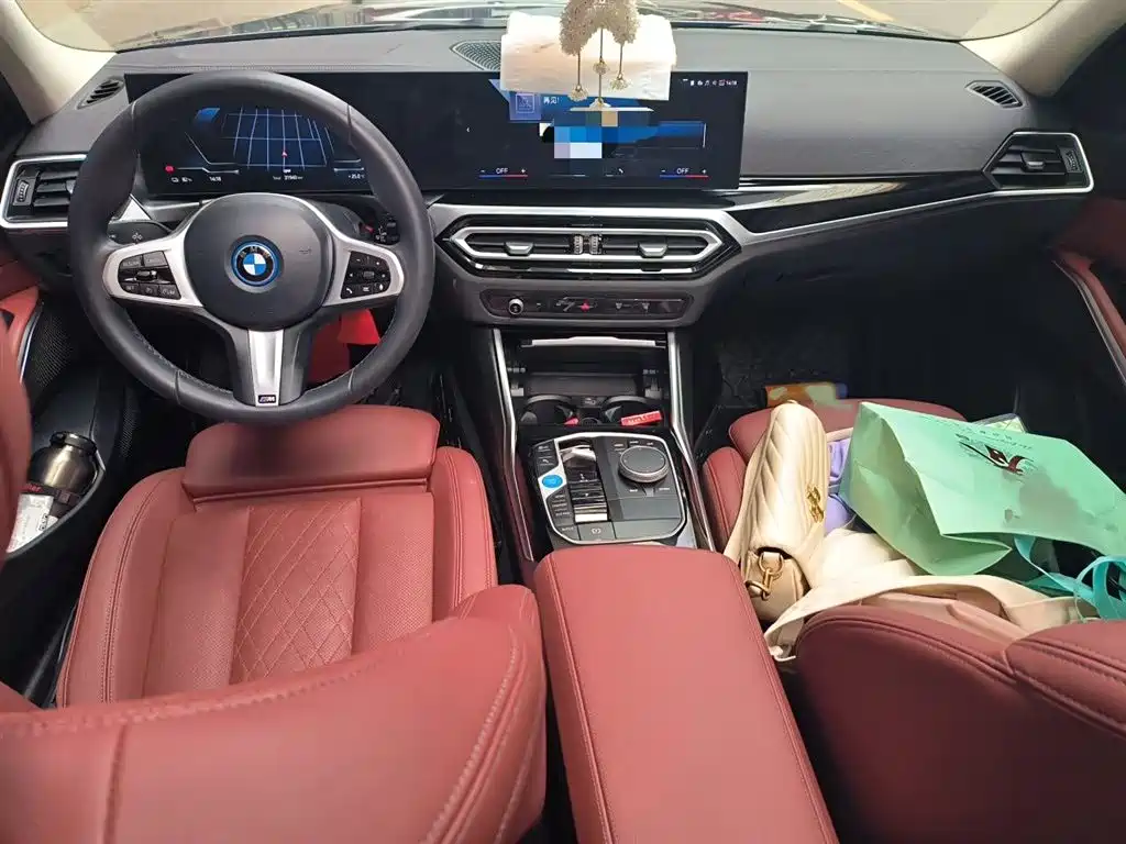 BMW i3 2024 eDrive 35 L фото 13