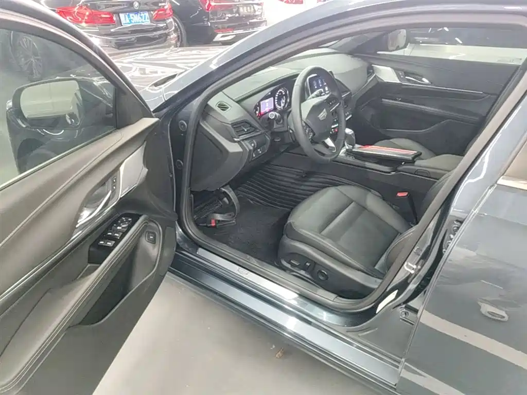 Cadillac CT4 2022 28T Luxury Model фото 16