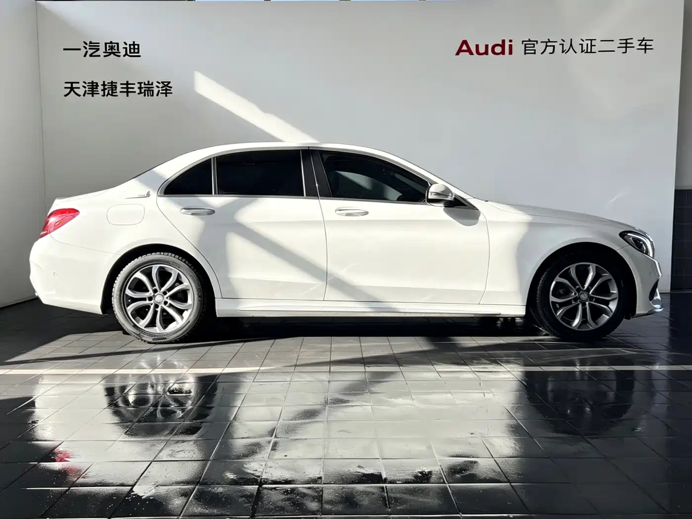 Mercedes-Benz C-Class 2017 Facelift C 180 L Fashion Sport Edition фото 6