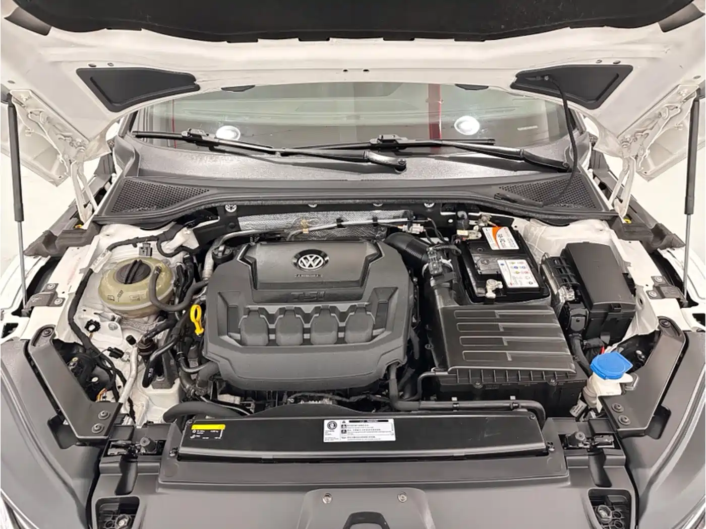 Volkswagen FAW-Volkswagen CC 2019 330TSI Charm Edition China VI фото 7