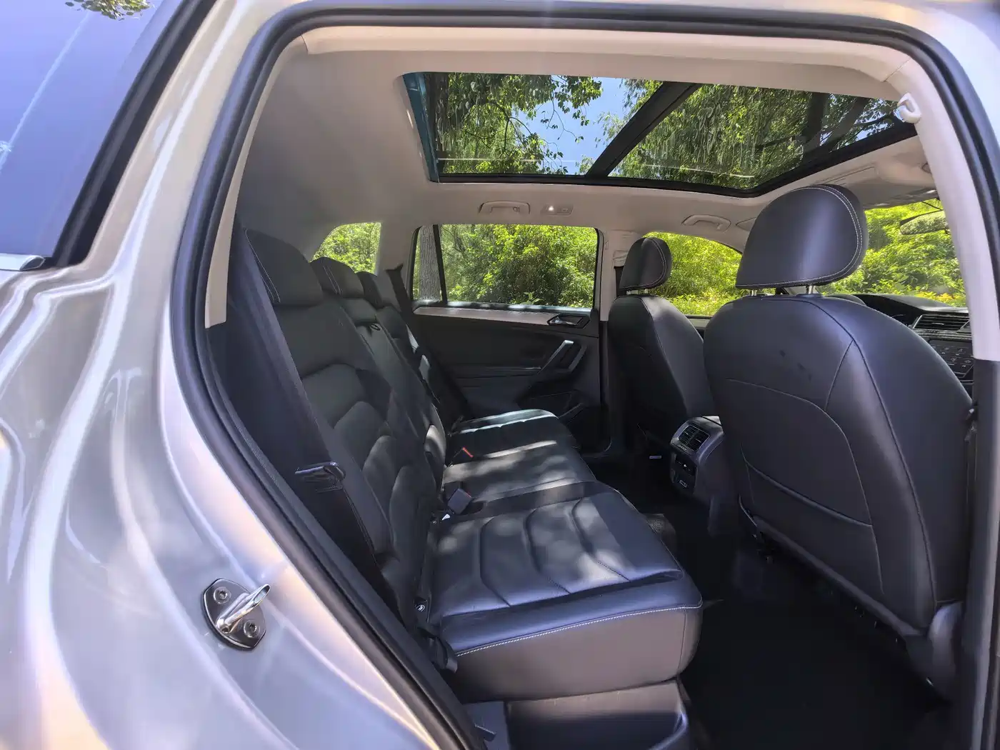 Volkswagen Tiguan L 2017 330TSI Automatic 2WD Luxury Edition фото 24