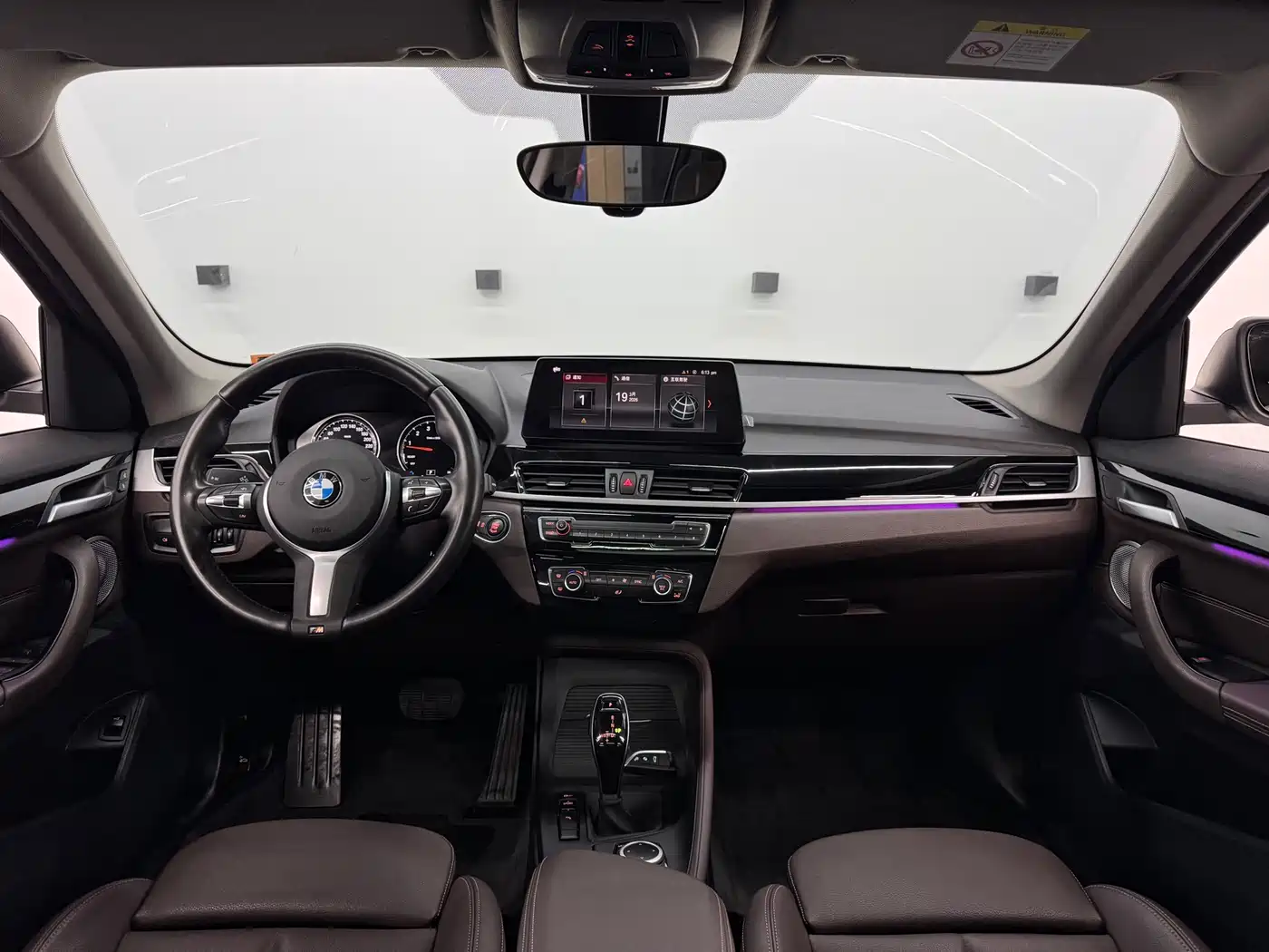 BMW X1 2022 sDrive25Li Leading фото 9