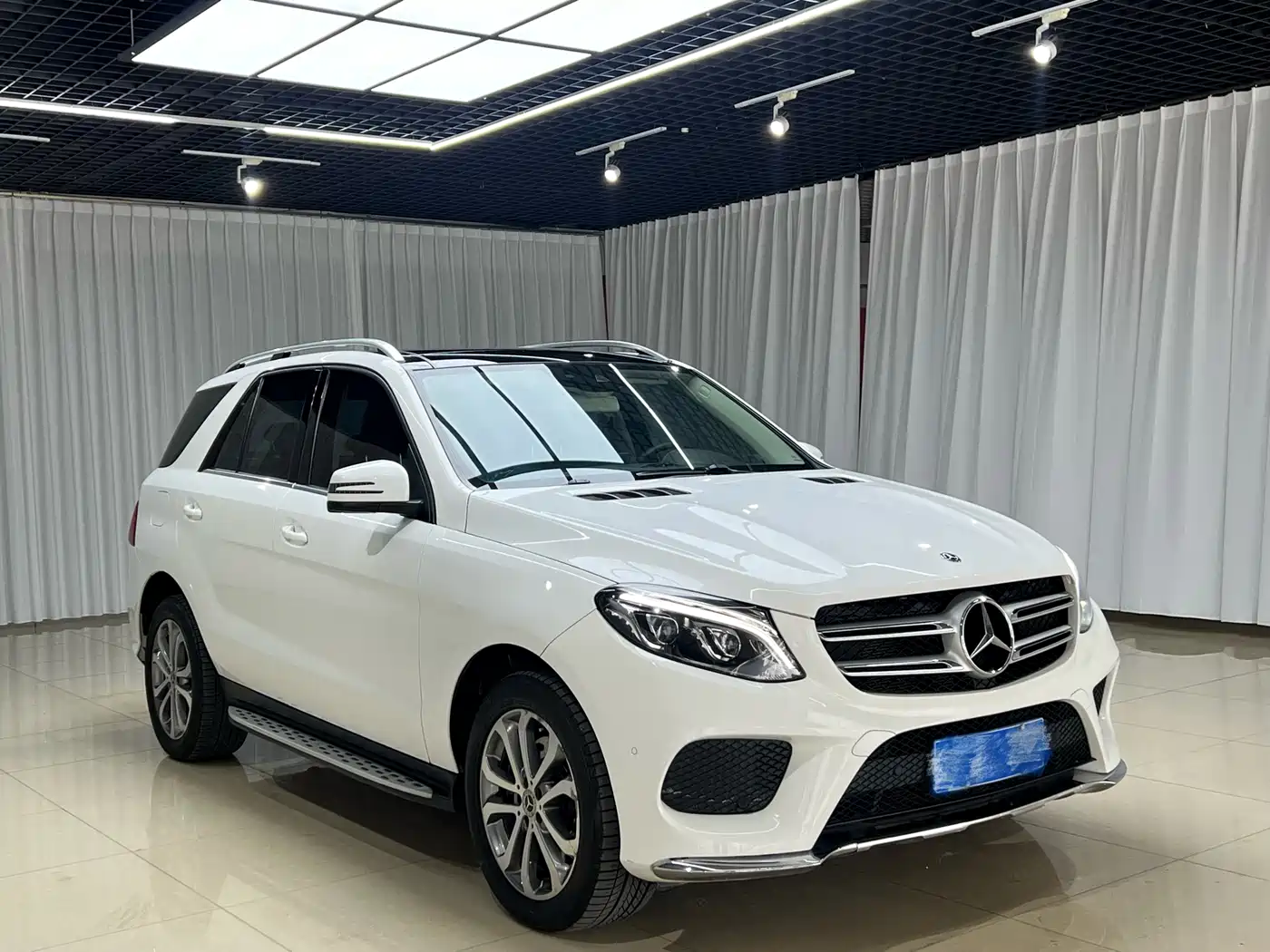 Mercedes-Benz GLE 2017 GLE 320 4MATIC Dynamic фото 3