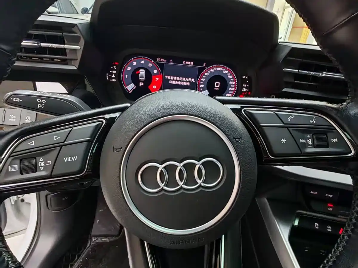 Audi A3 2022 A3L Limousine 35 TFSI Style Elegance фото 18