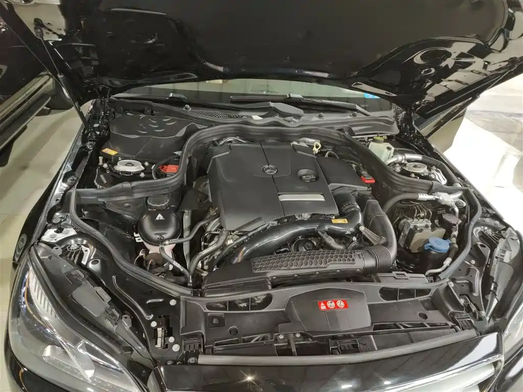 Mercedes-Benz E-Class 2015 E 260 L Sport фото 10