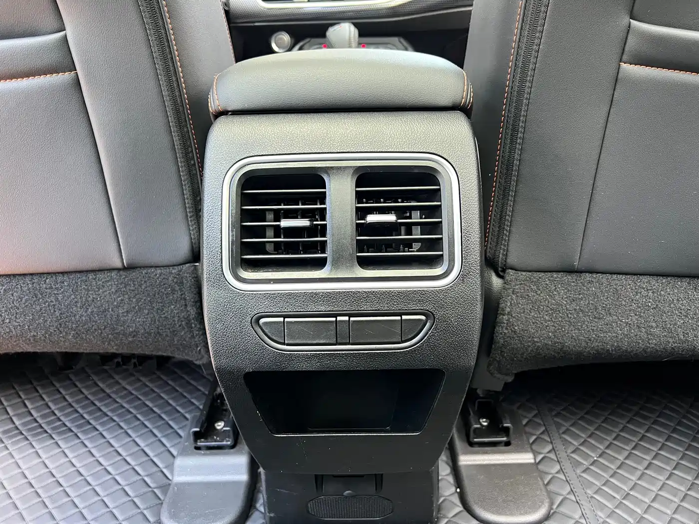 Фото 15 - Haval F7