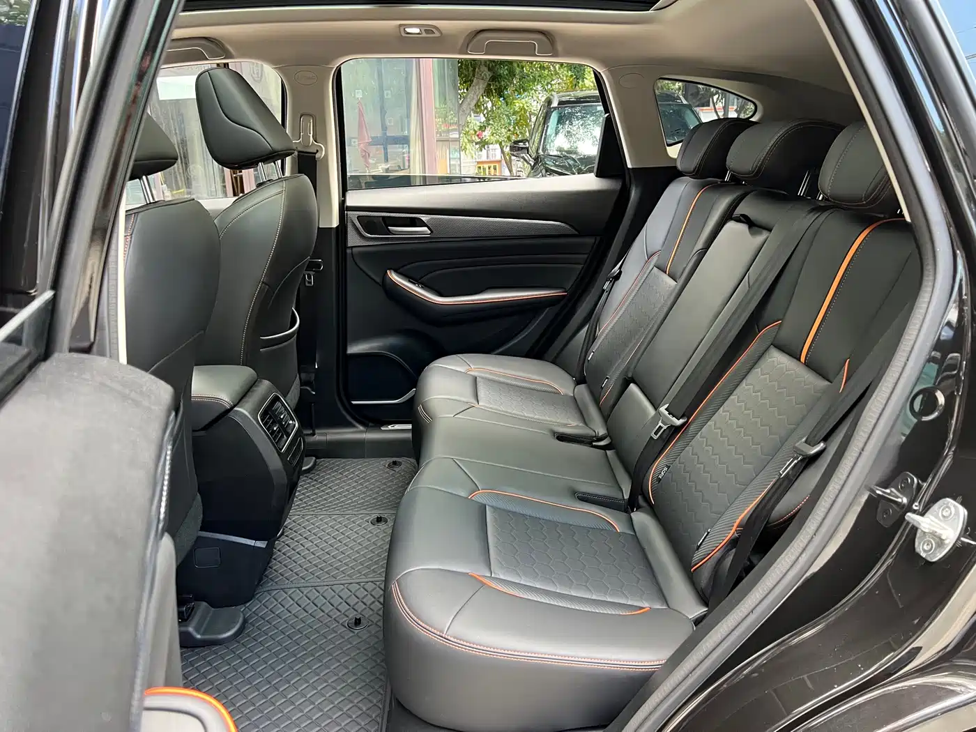 Фото 9 - Haval F7