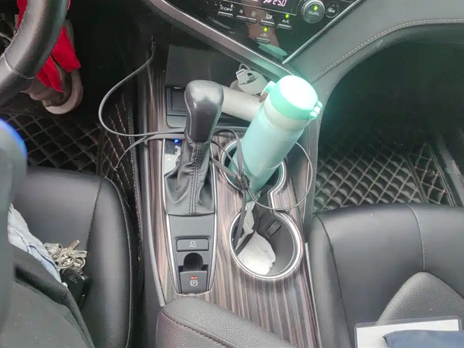 Toyota Camry 2019 2.0G Luxury Edition China VI фото 16