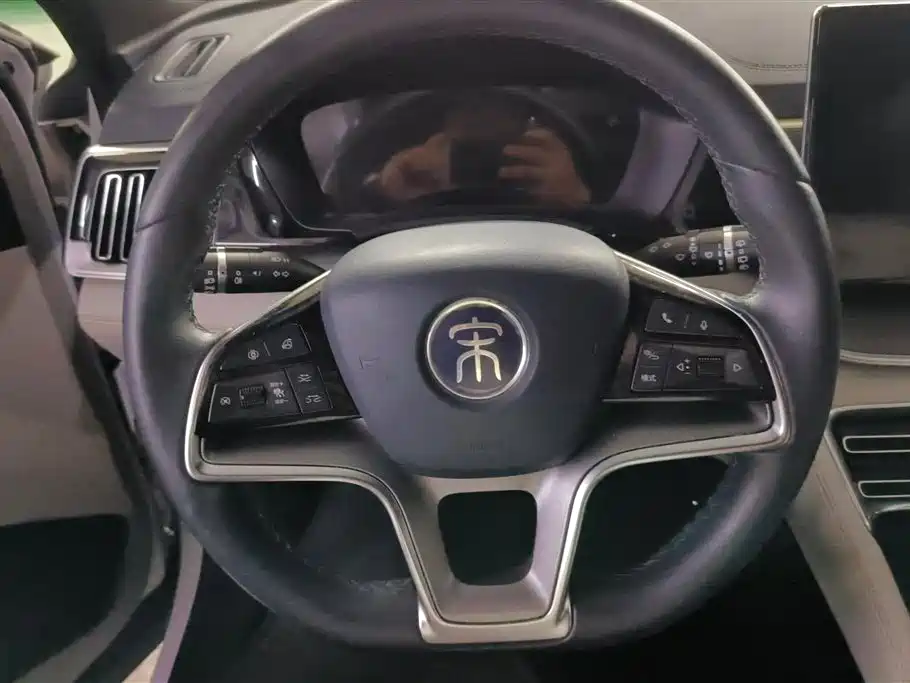 BYD Song PLUS PHEV 2021 DM-i 51KM Honor фото 15
