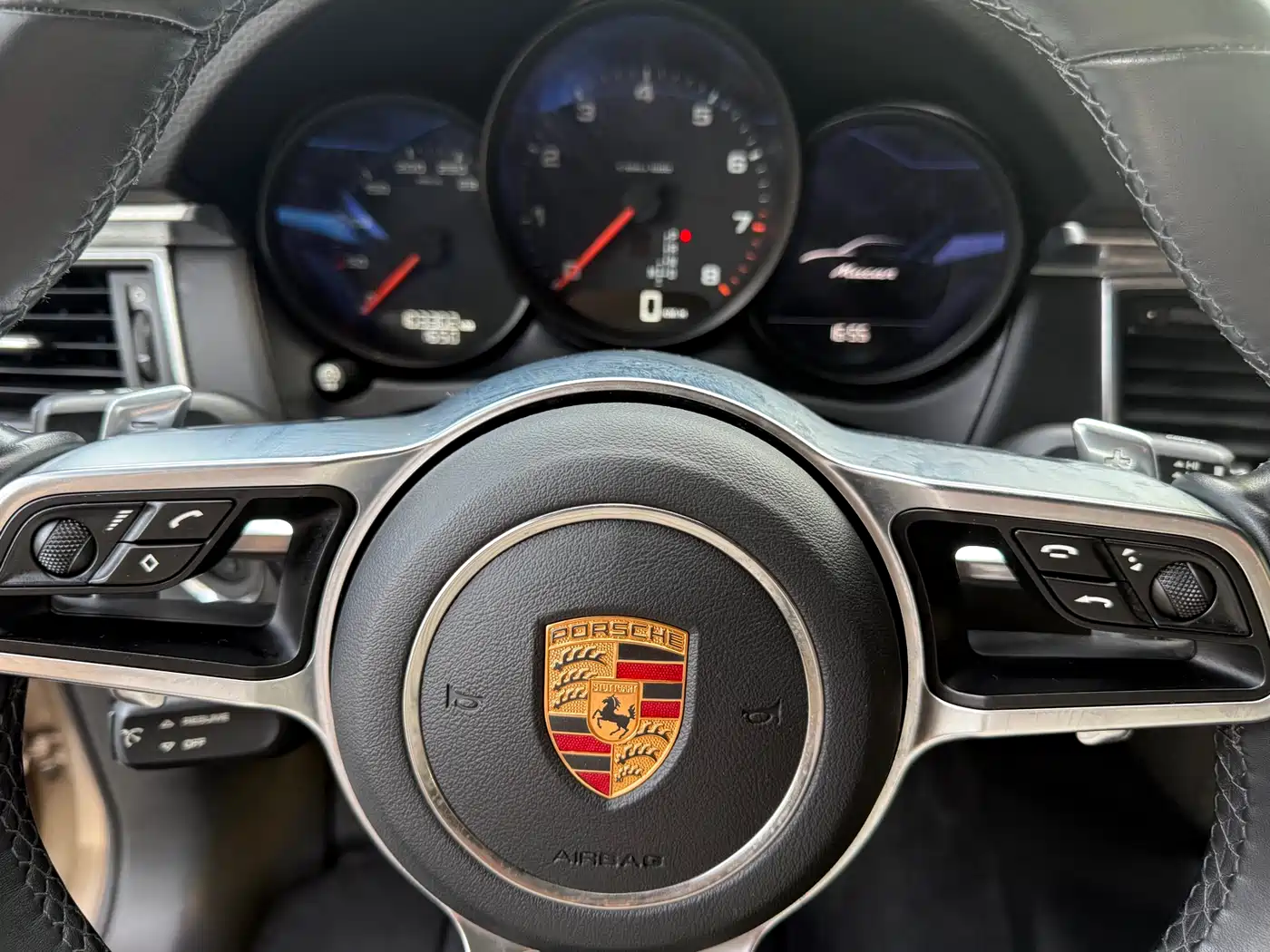 Porsche Macan 2014 Macan 2.0T фото 11