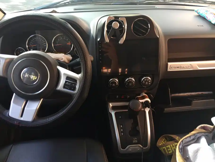 Jeep Compass (Import) 2014 2014 Facelift 2.4L 4WD Comfort Edition