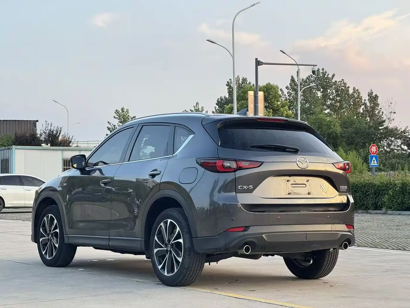 Photo 8 - Mazda CX-5