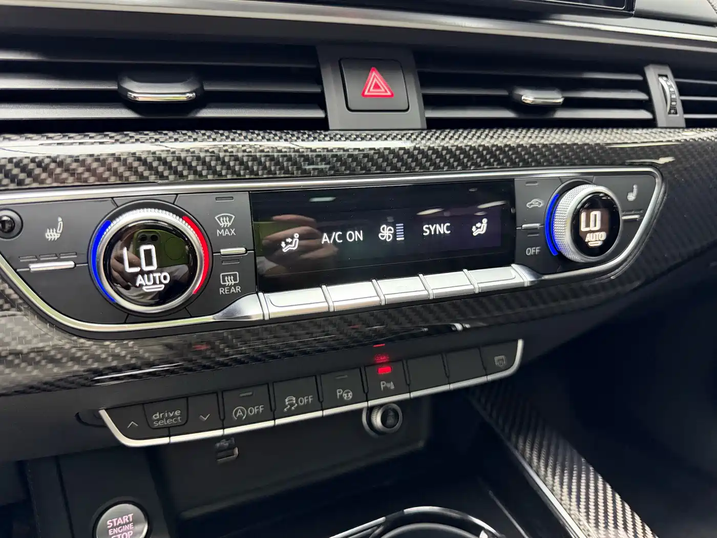 Audi A4L 2023 40 TFSI Luxury Sport фото 44