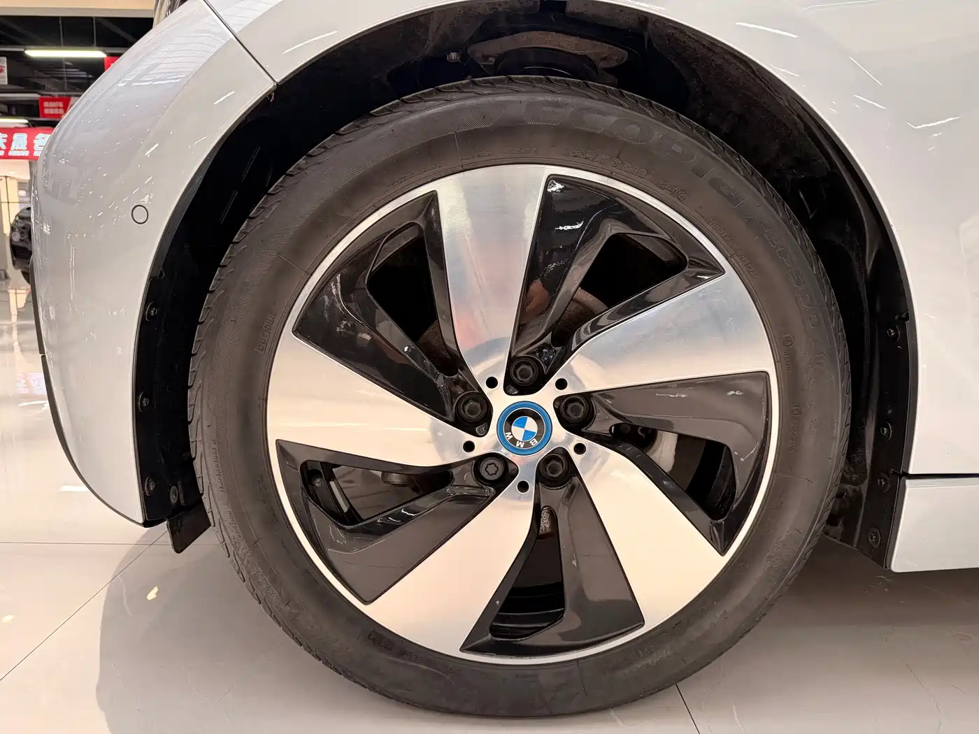 Photo 8 - BMW i3 (Import)