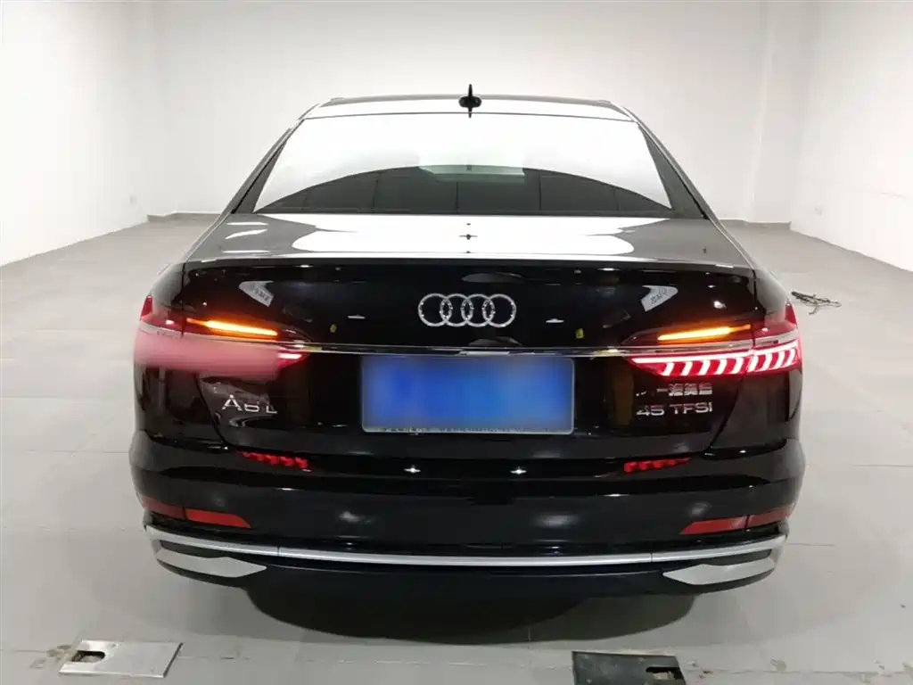 Audi A6L 2024 45 TFSI Premium Dynamic фото 4