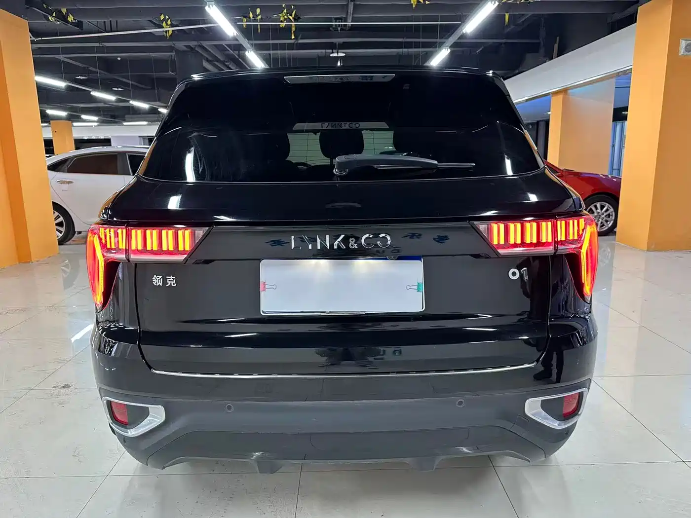 Lynk & Co 01 2019 2.0T 2WD Type Pro Version China V фото 7
