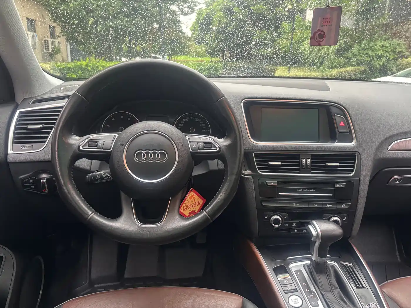 Фото 13 - Audi Q5
