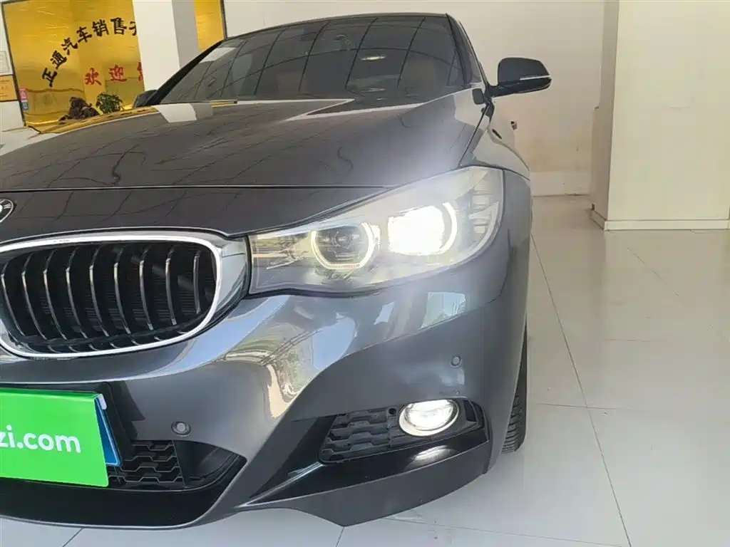 BMW 3 Series GT 2019 320i M Sport Model фото 24