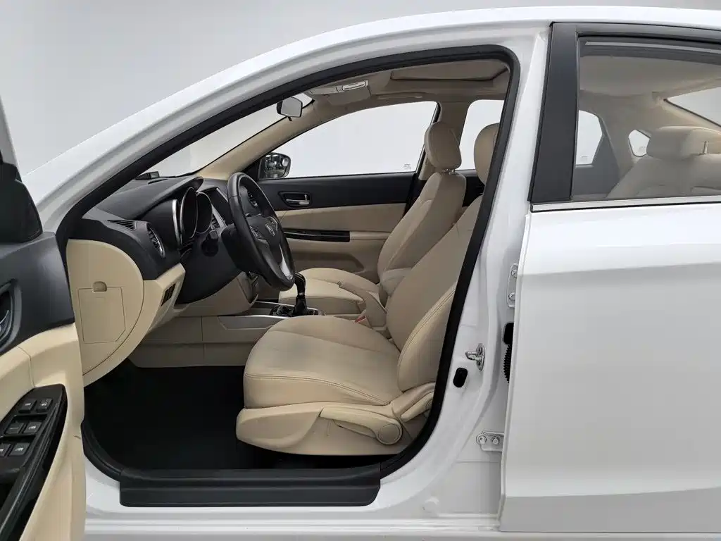 Changan Eado 2016 2015 1.6L Manual Luxury China V