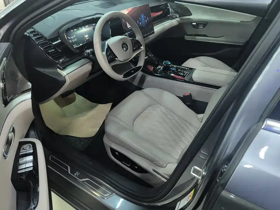 BYD Han 2025 2025 DM-i 125KM Premium