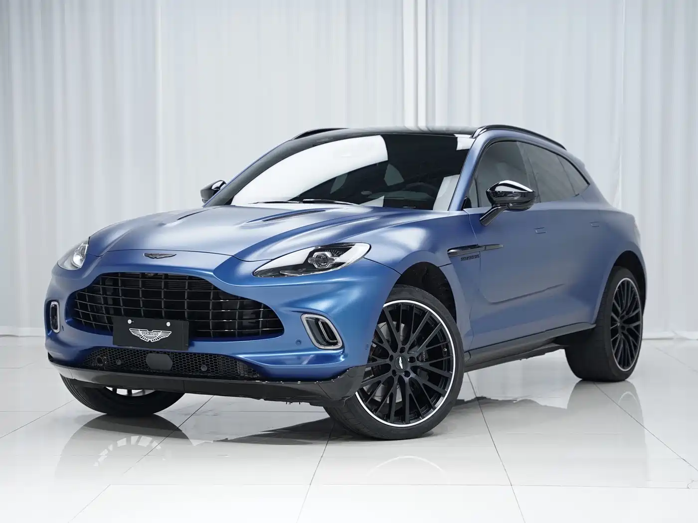 Aston Martin DBX 2022 2022 3.0T STRAIGHT-SIX
