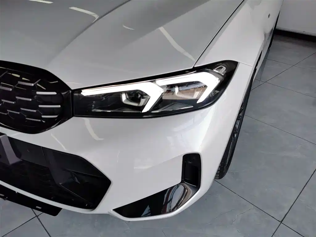 BMW 3 Series 2024 325Li M Sport Shadowline Package фото 18