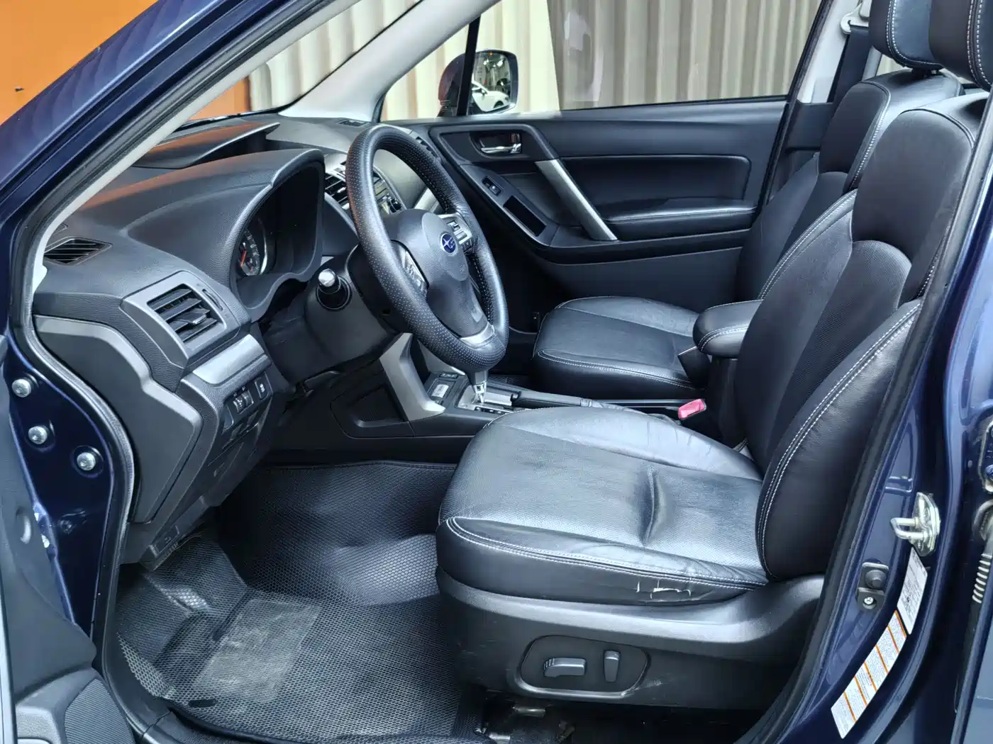 Subaru Forester 2013 2.0i Automatic Luxury Edition фото 16