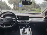 Фото 8 - Geely Coolray