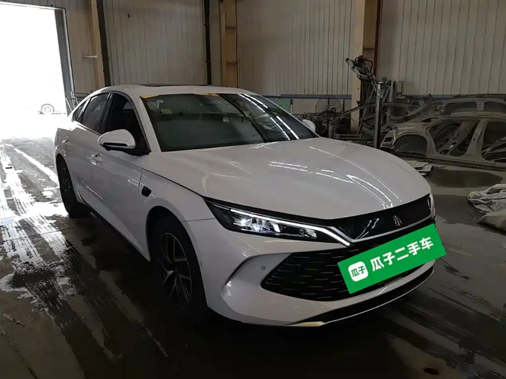 BYD Qin L 2025 DM-i Smart Drive Edition 120KM Surpassing фото 4