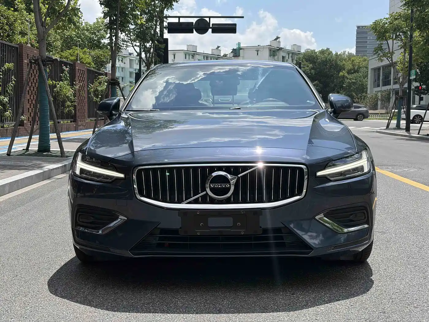 Volvo S60 2022 2022 B4 Smart Comfort Luxury Edition