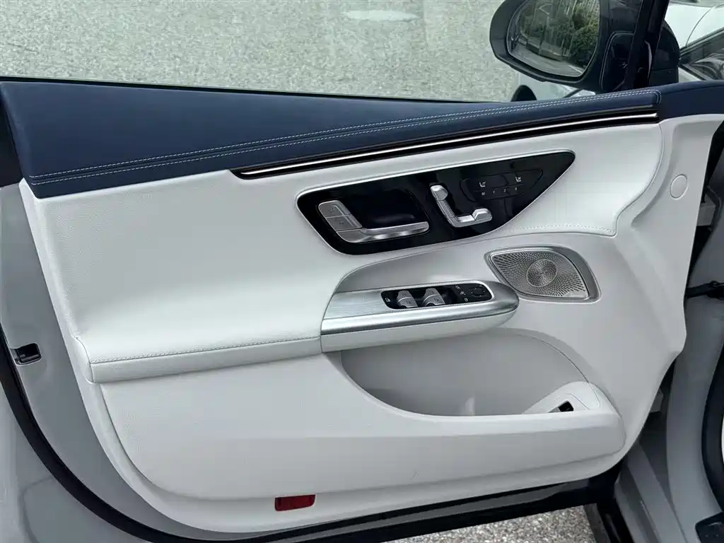 Mercedes-Benz EQE AMG 2023 AMG EQE 53 4MATIC+ фото 2