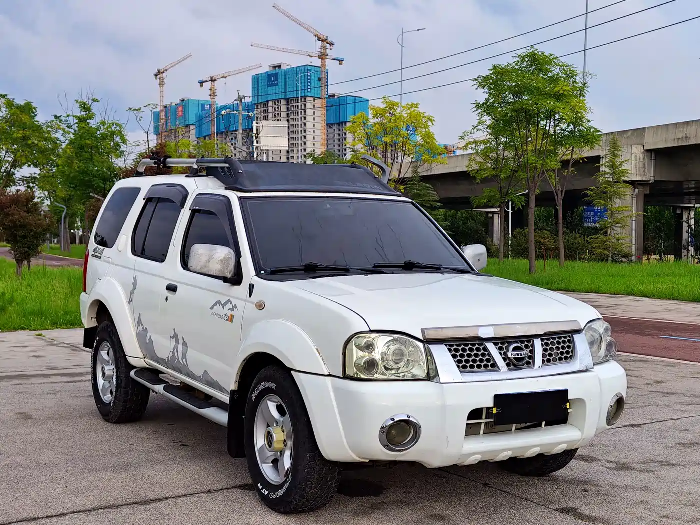 Nissan Paladin 2013 2013 2.4L 4WD Executive Model
