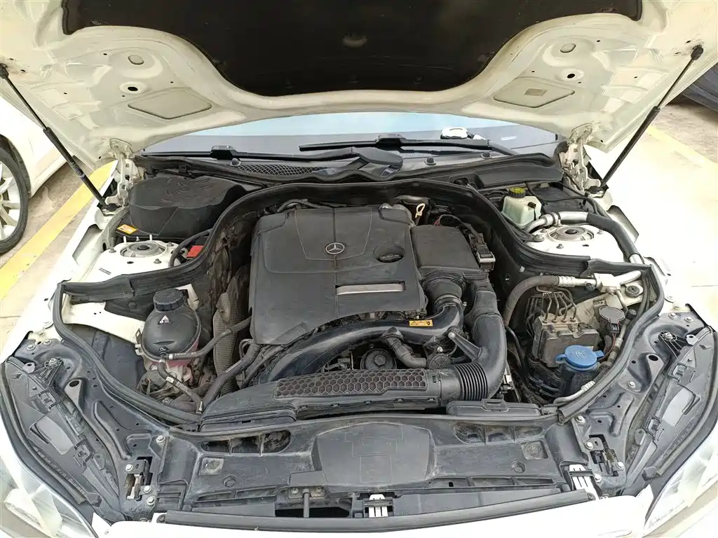 Mercedes-Benz E-Class 2015 Facelift E 180 L Sport фото 20