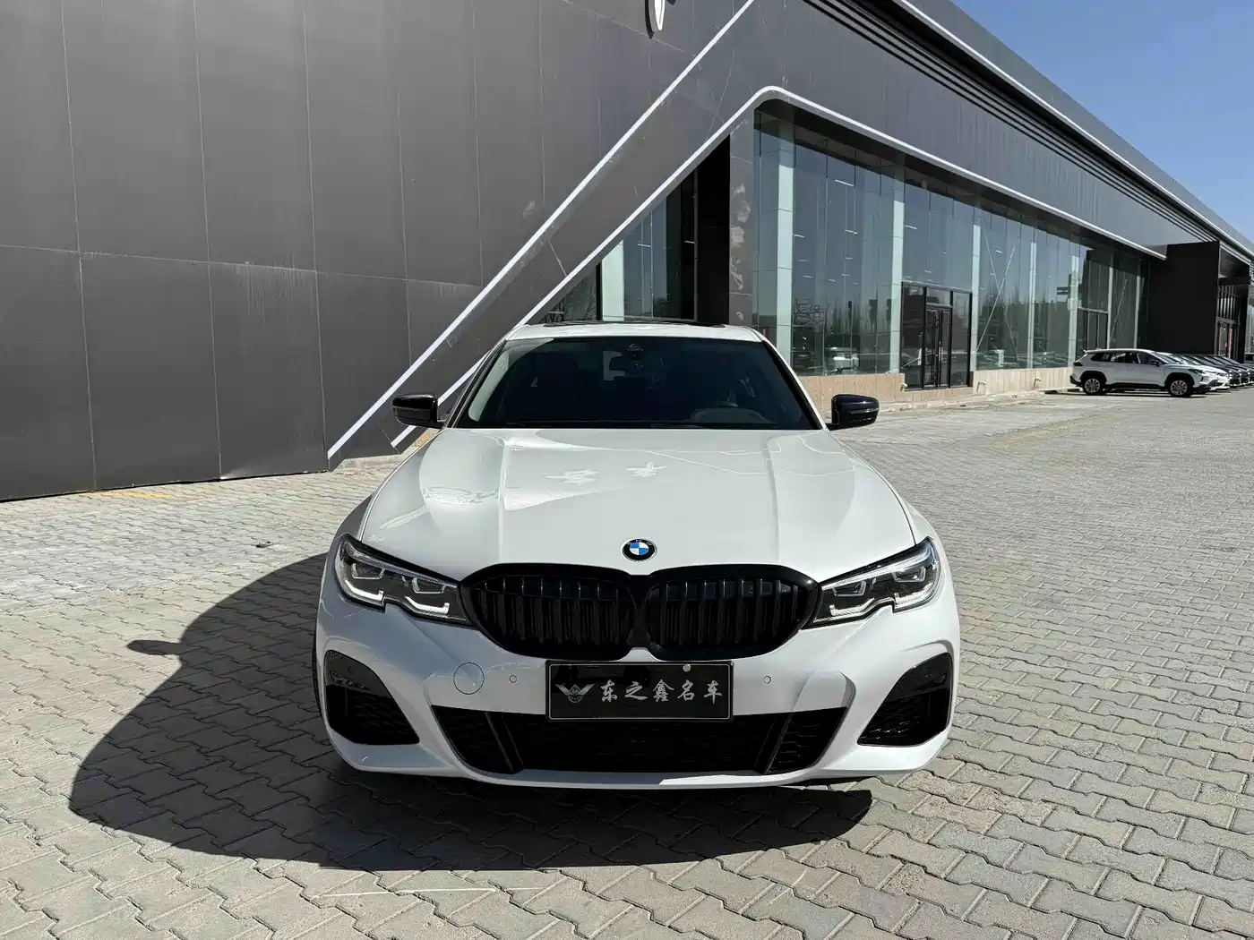 BMW 3 Series 2022 325Li M Sport Shadow Edition фото 3