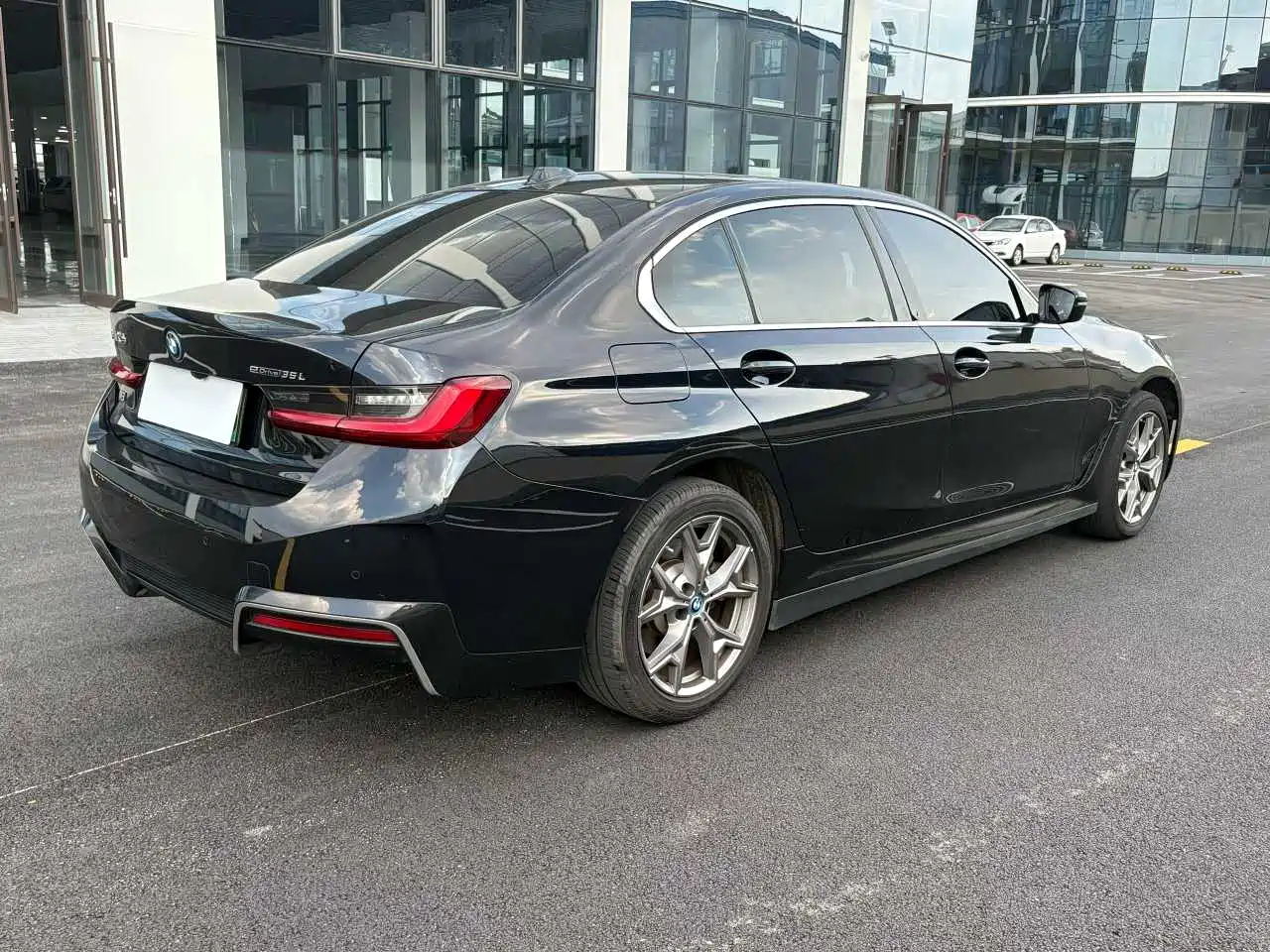 BMW i3 2024 eDrive 35 L фото 14