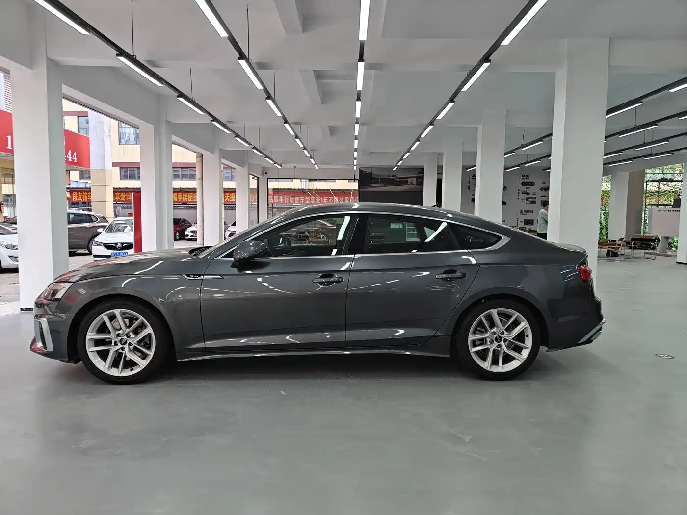 Audi A5 (Import) 2024 Sportback 40 TFSI Fashion Dynamic фото 3