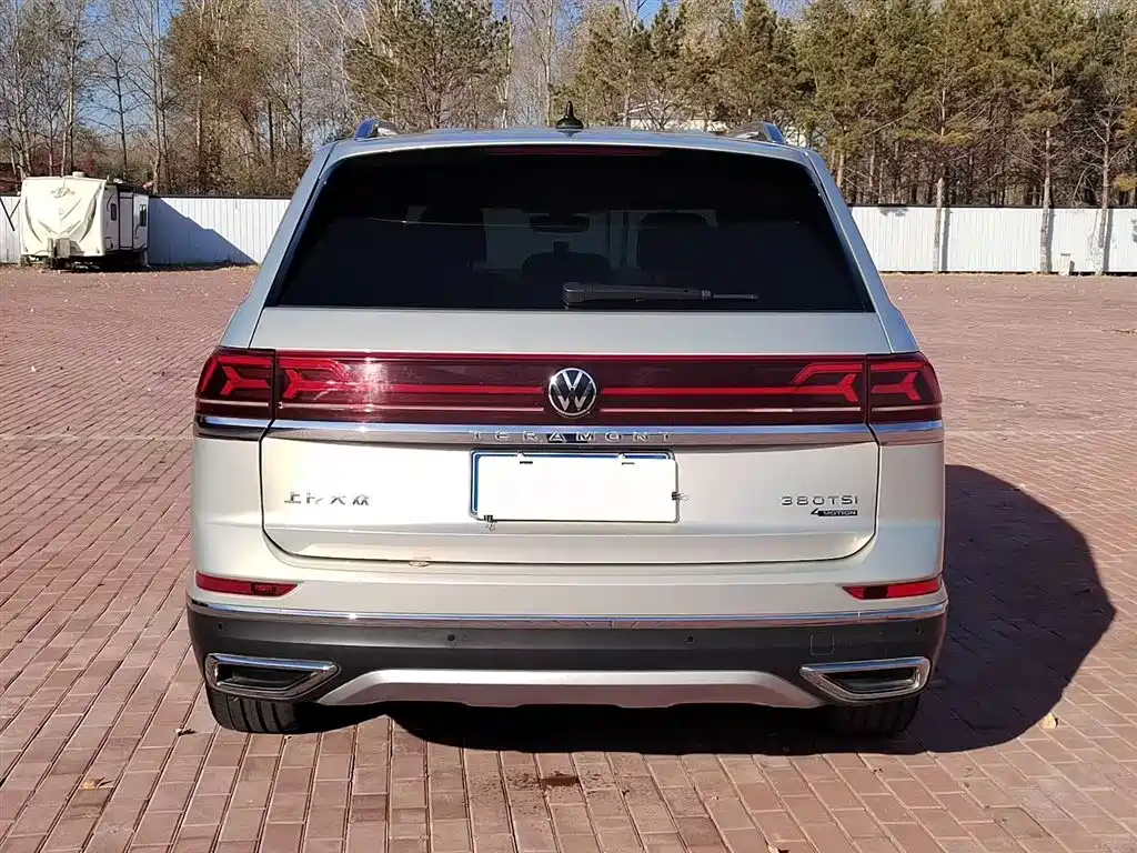 Volkswagen Teramont 2023 380TSI AWD Premium Luxury Edition фото 6
